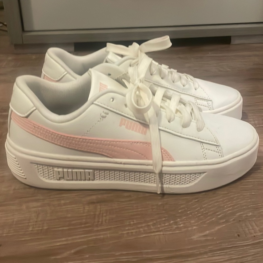 Lightly worn, puma white and pink sneakers